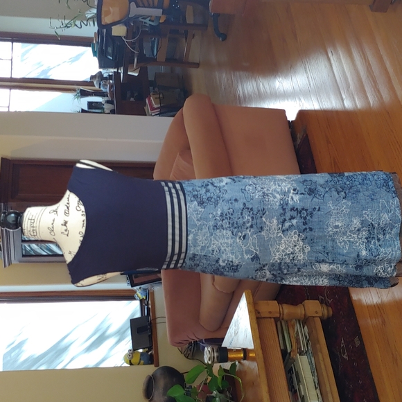 Great Dolcezza Standout Dress - Picture 5 of 5